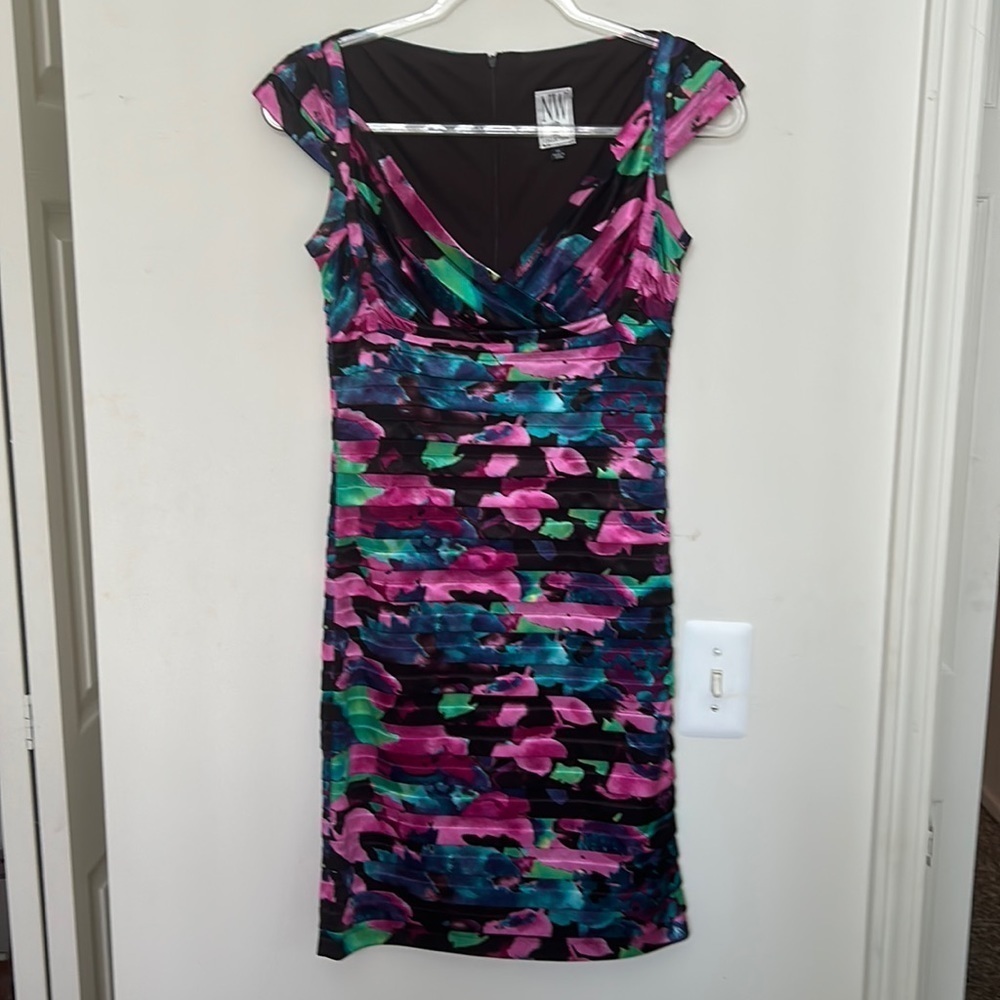 NW Collections pink green blue and black ruffled floral bodycon dress size XS
